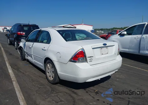 2007 Ford Fusion S из США, поврежденный, VIN 3FAHP06ZX7R163971